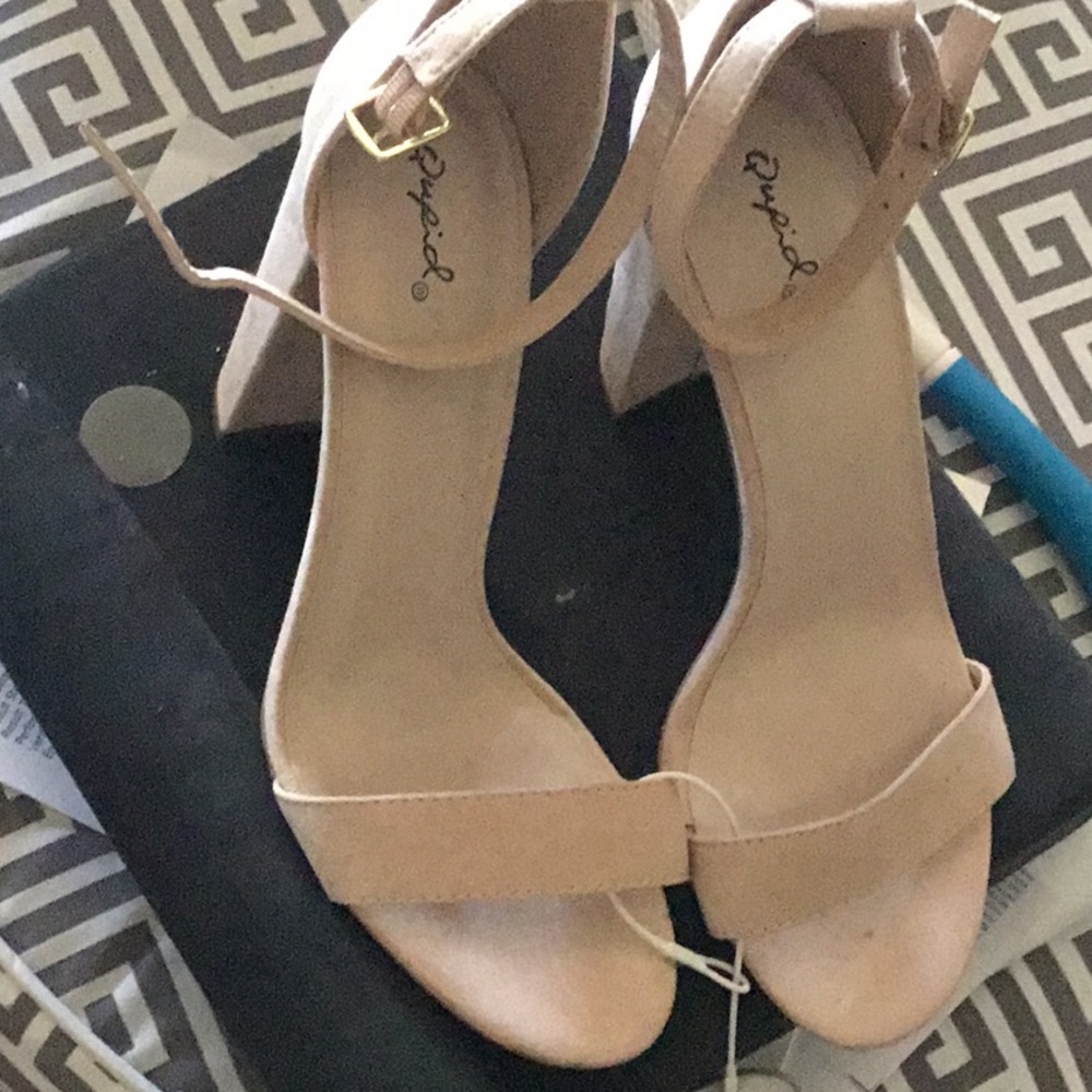 Qupid Nude Ankle Strap with 4” Block Heels ~ flux suede ~ size US 10